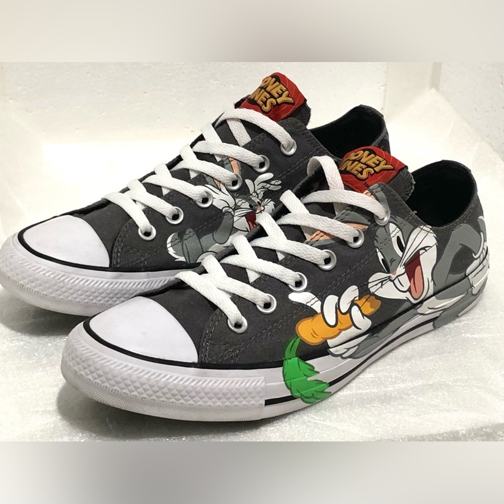 Converse Looney Tunes Gray and White Sneakers with Cartoon Art